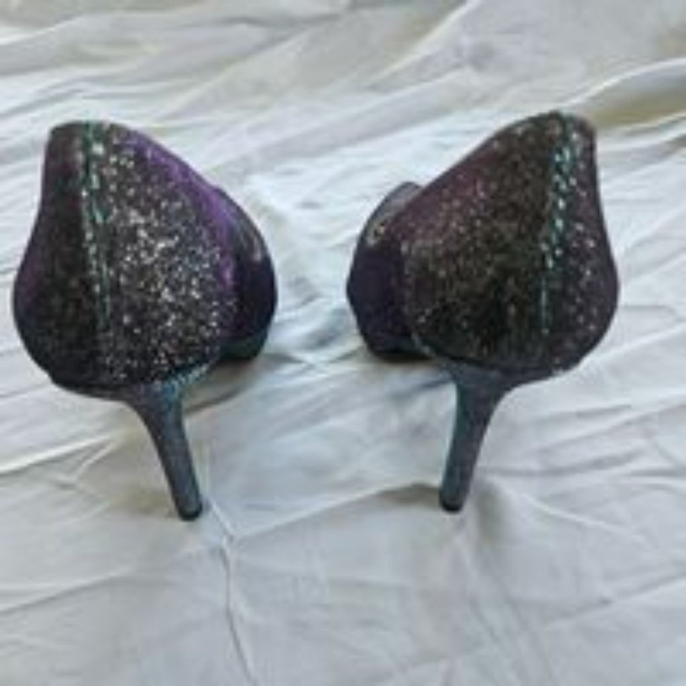 Nine West Prom or Evening Shoes - Picture 3 of 6